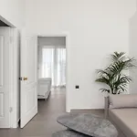 Hotel White Olive Marine Aquapark