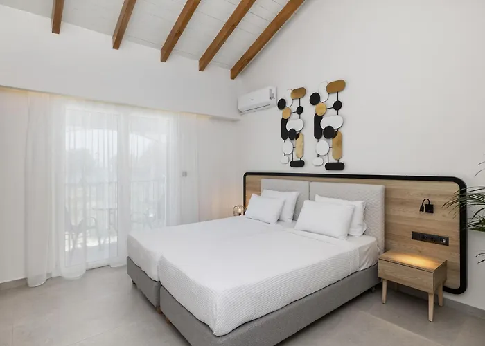 White Olive Marine Aquapark