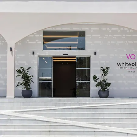 White Olive Marine Aquapark Hotell