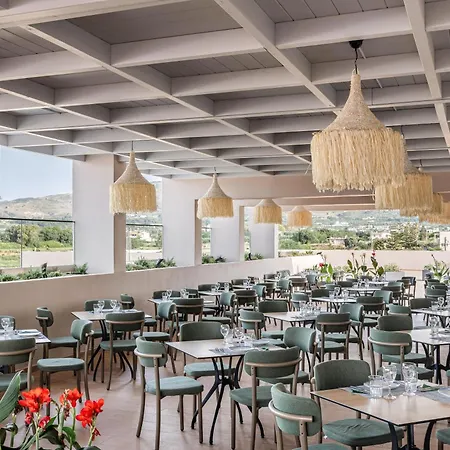 White Olive Marine Aquapark 4*