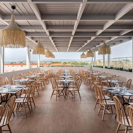 Hotell White Olive Marine Aquapark