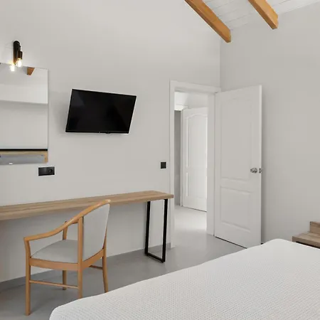 White Olive Marine Aquapark Hotell