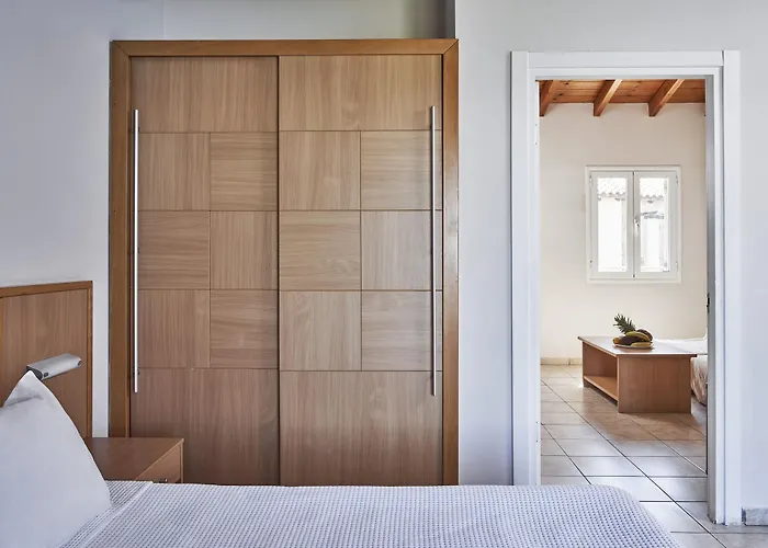 White Olive Marine Aquapark Hotell