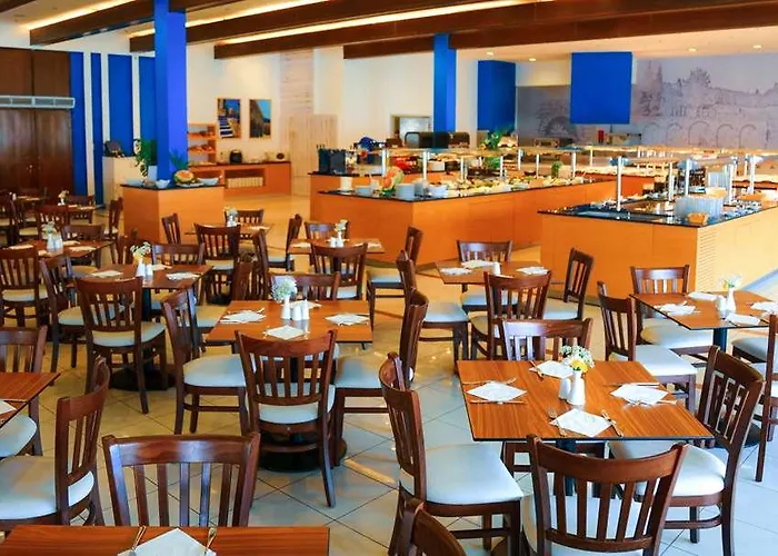 White Olive Marine Aquapark Hotell