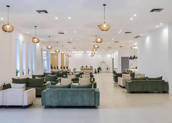 Hotel White Olive Marine Aquapark