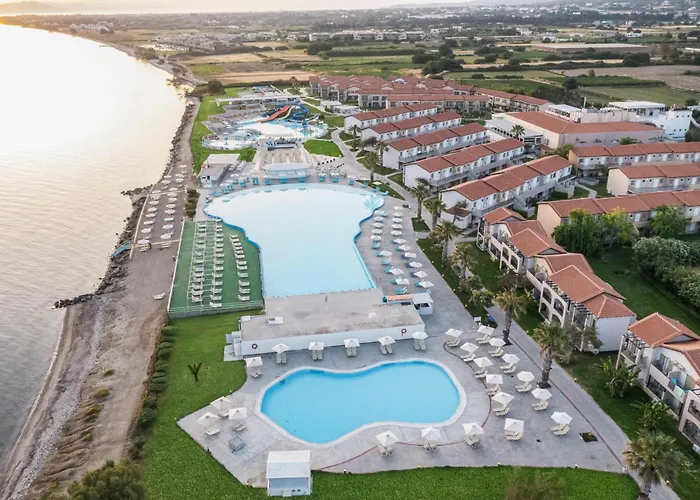 Hotell White Olive Marine Aquapark 4*