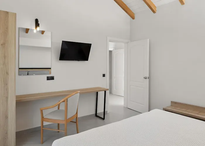 White Olive Marine Aquapark Hotell